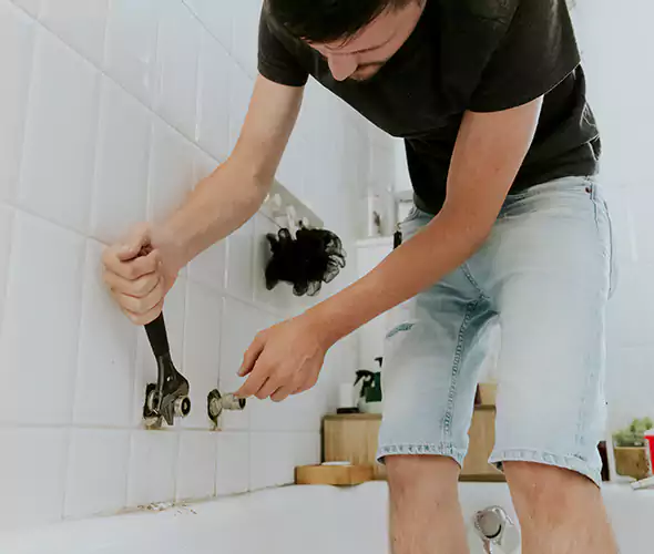 Affordable Bathtub Faucet Replacement in Peekskill: Choose Experienced Local Technicians